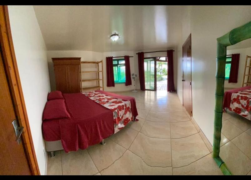 Chez Taua Maison Isolee Pas De Wifi Ni Bus Opoa Bagian luar foto